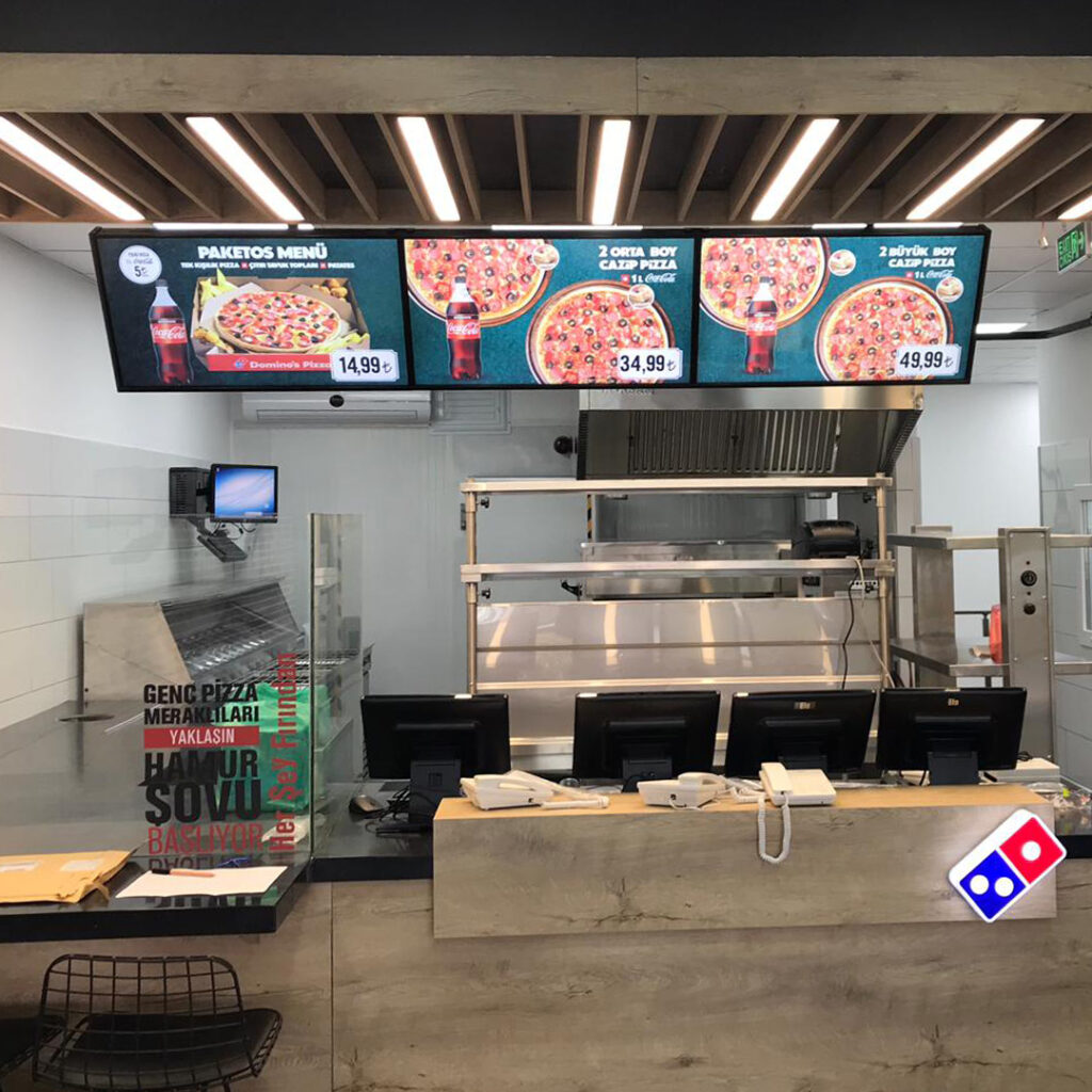 KarsDominos2